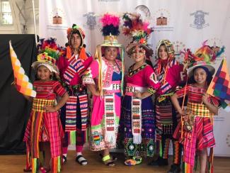 Bolivian dancers